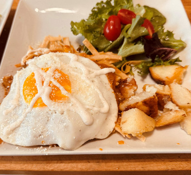Breakfast - Chilaquilles