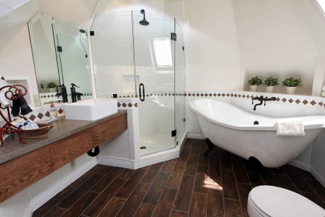 The Napa Inn - bathroom with soaking tub, shower and sink